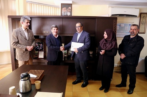 امضای تفاهم‌نامه همکاری مرکز تحقیقات زئونوز و معاونت بهداشت دانشگاه علوم پزشکی تهران